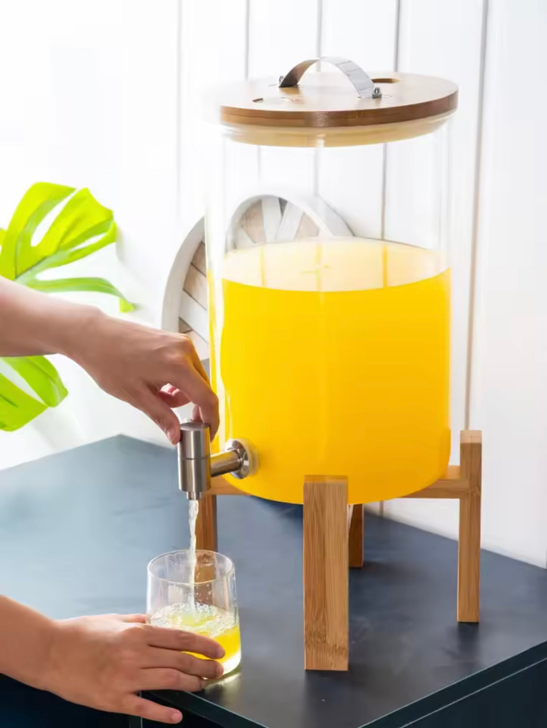 Cold Drink Dispenser, High Glass Water Container, Buffet Beverage Container, Stainless Steel Water Dispenser, Juice Dispenser Cold Drink Dispenser, High Glass Water Container, Buffet Beverage Container, Stainless Steel Water Dispenser, Juice Dispenser